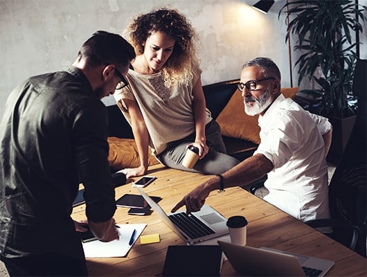 Παροχή τεχνικών συμβουλών μηχανικού για την ανάλυση και σχεδιασμό ειδικών έργων